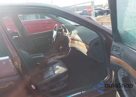 2001 BMW 525Ia из США, поврежденный, VIN WBADT43461GF58443